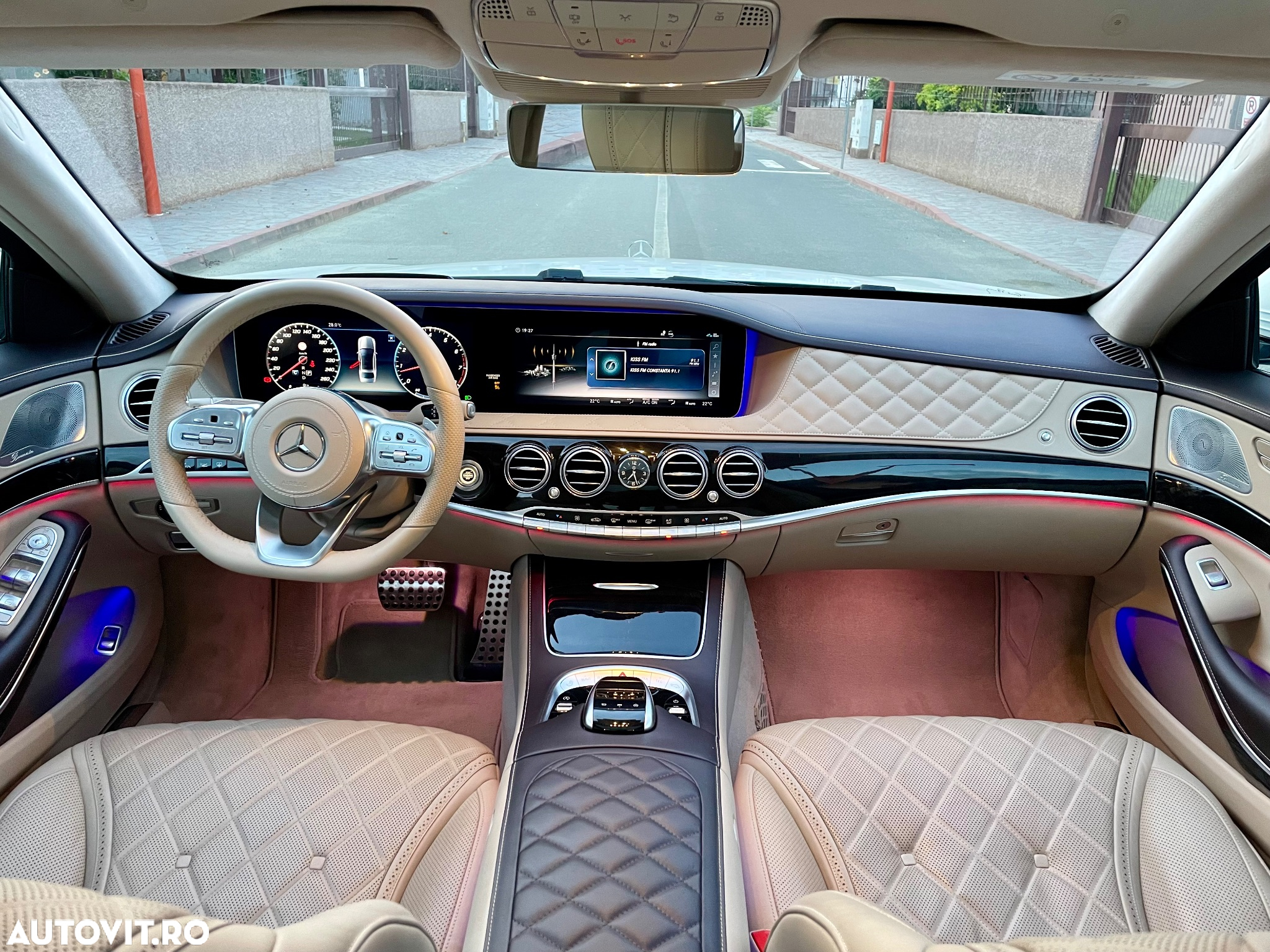 Mercedes-Benz S 560 L 4Matic 9G-TRONIC - 24