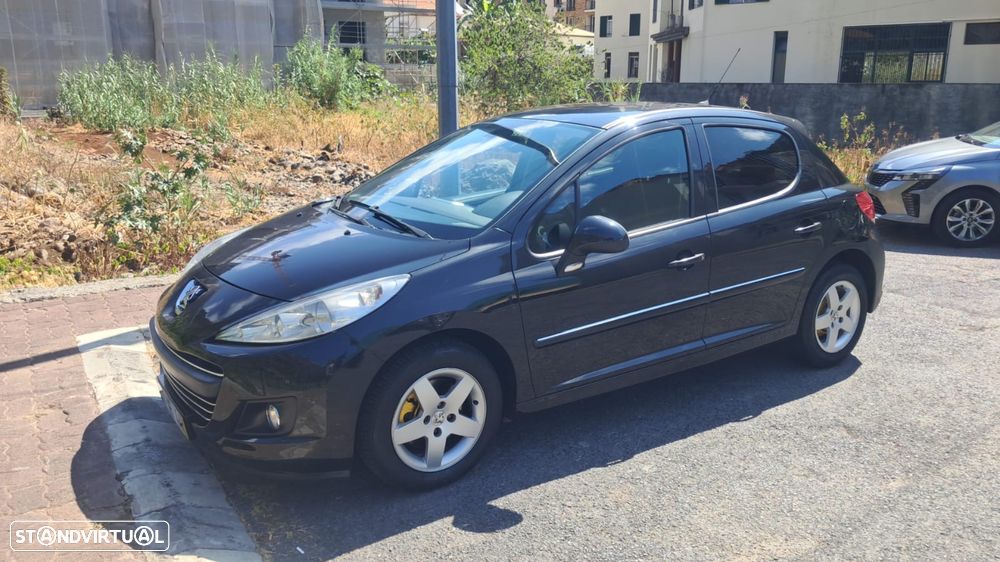 Peugeot 207 1.4 16V Open - 2