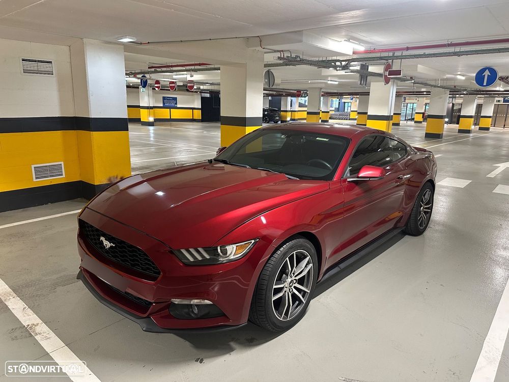 Ford Mustang 2.3 Eco Boost Aut. - 2