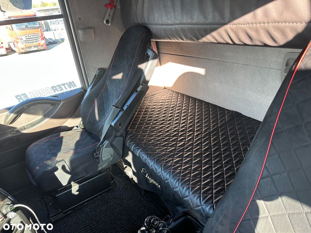 Renault Magnum DXI 460 - 12