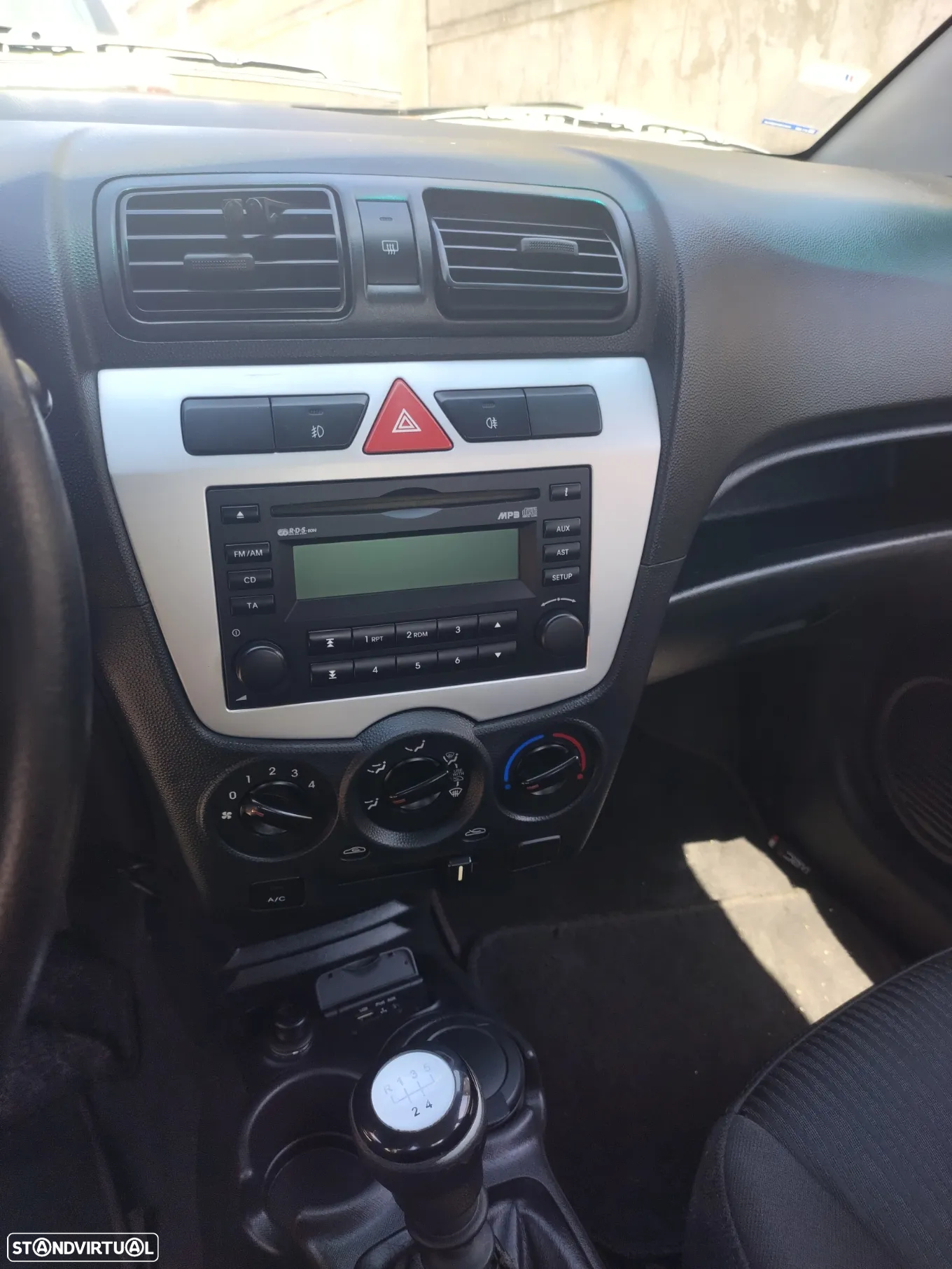 Kia Picanto 1.1 CRDi VGT EX - 6