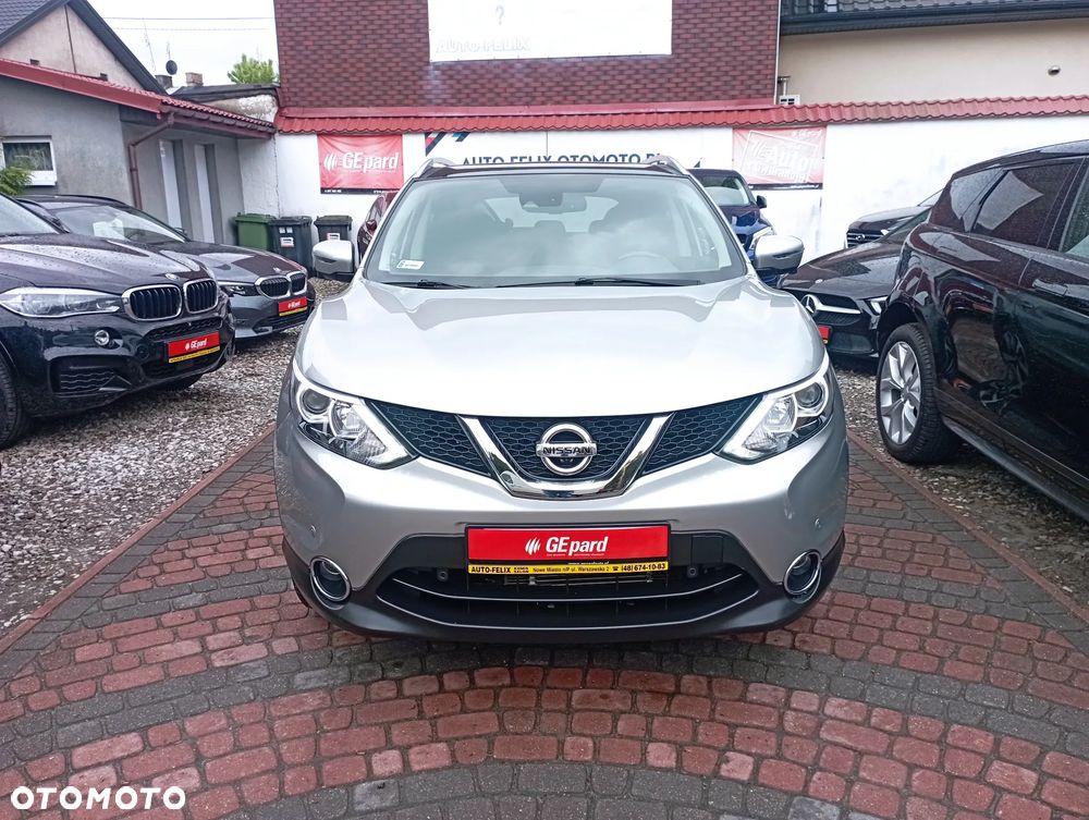 Nissan Qashqai 1.2 DIG-T N-Connecta Xtronic EU6 - 2