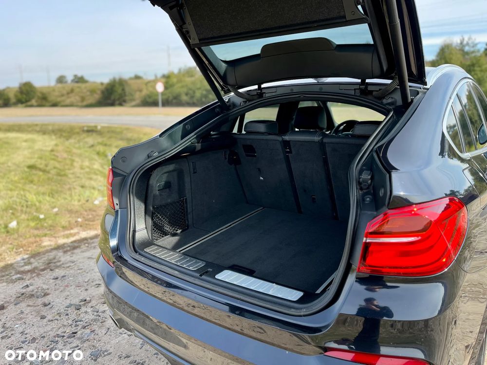 BMW X4 xDrive20d - 12