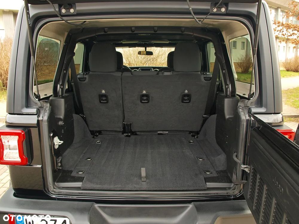 Jeep Wrangler - 17
