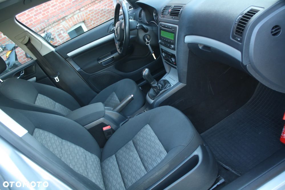 Skoda Octavia 1.2 TSI IMPULS EDITION - 14