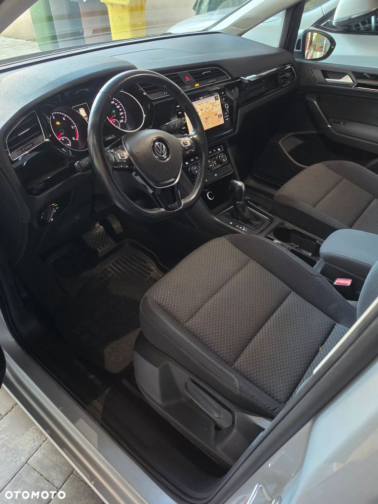 Volkswagen Touran 2.0 TDI BMT Comfortline DSG - 22