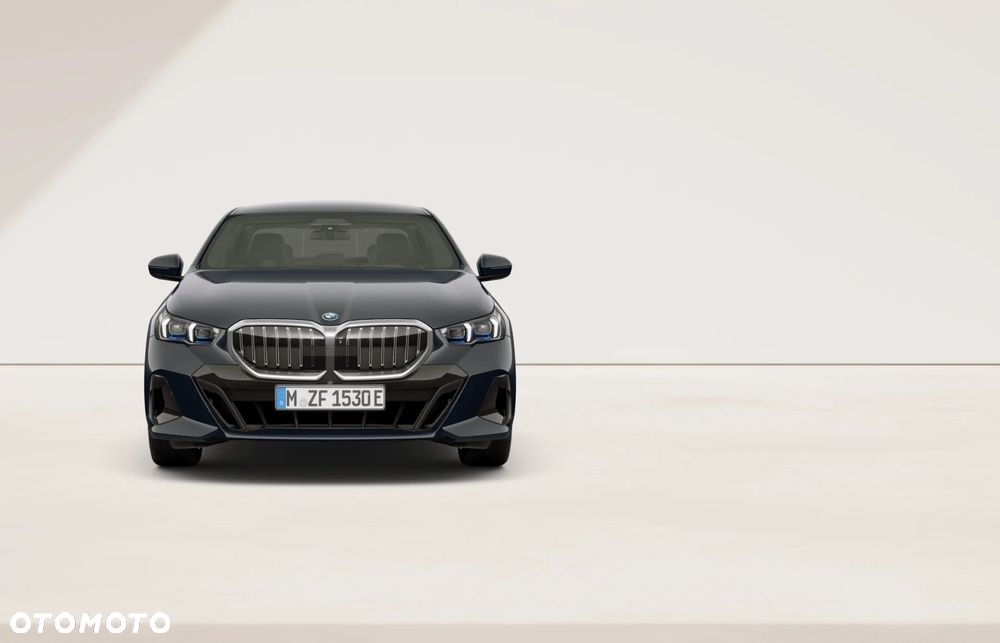 BMW Seria 5 530e PHEV M Sport - 2