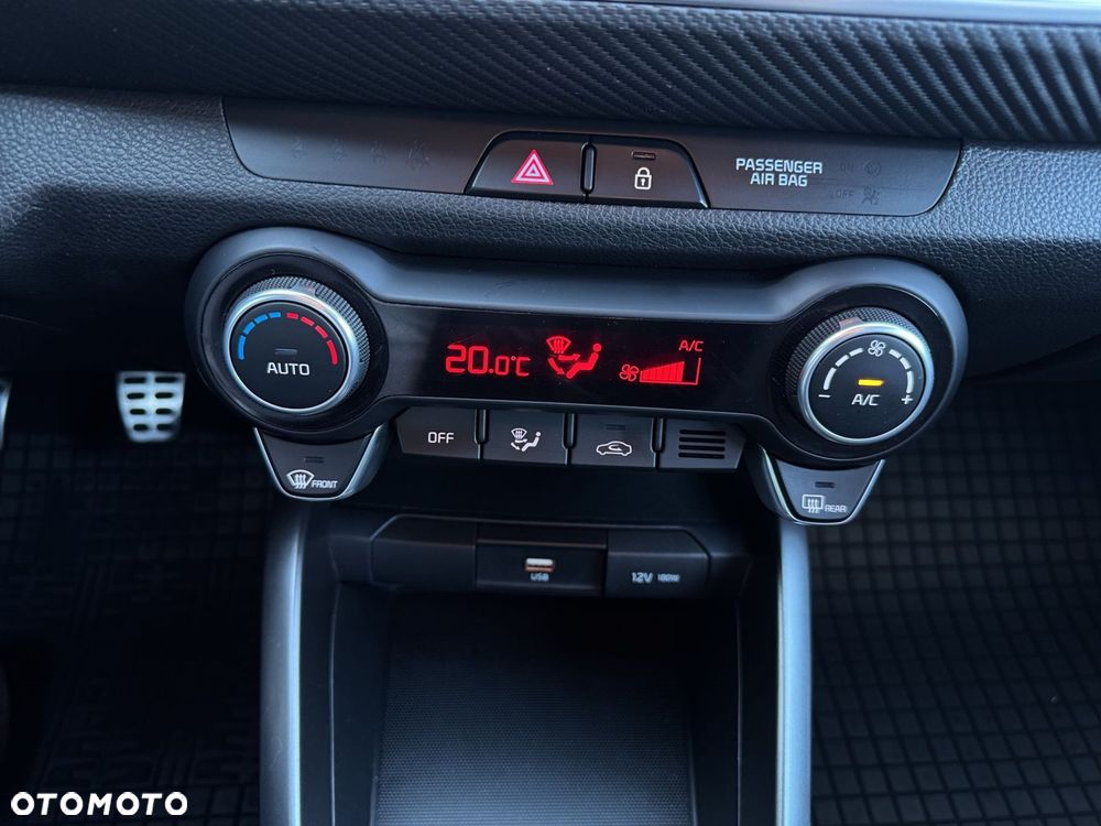 Kia Stonic 1.0 T-GDI GT Line - 24