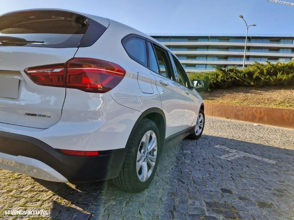 BMW X1 25 e xDrive - 12