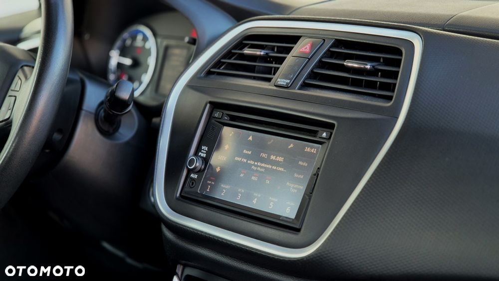 Suzuki SX4 S-Cross 1.6 DDiS 4x4 Comfort+ - 13