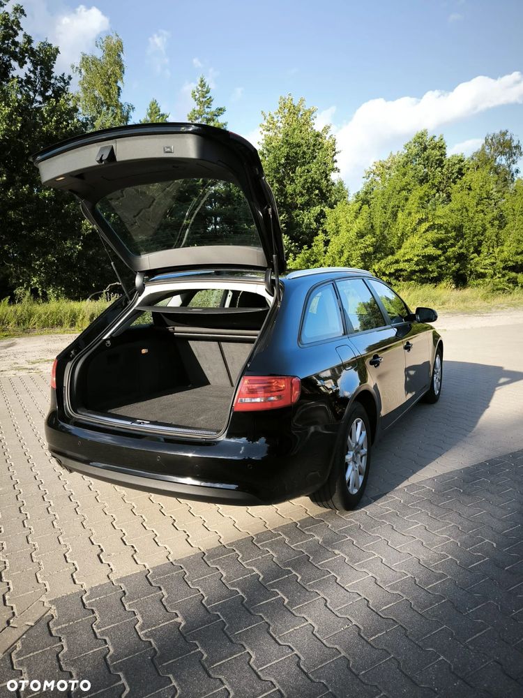 Audi A4 Avant 2.0 TDI Multitronic - 9