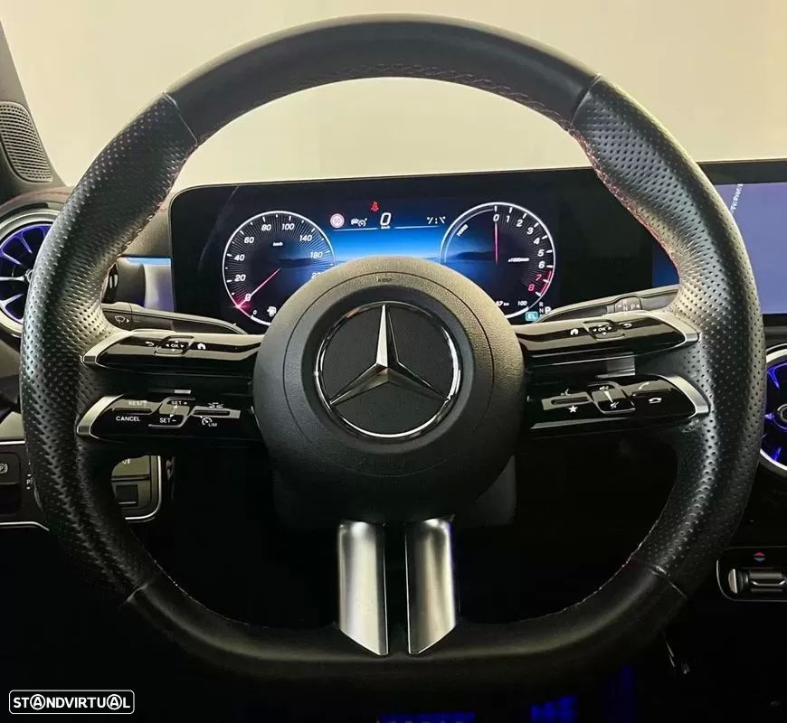 Mercedes-Benz CLA 250 e AMG Line — fotografia 20