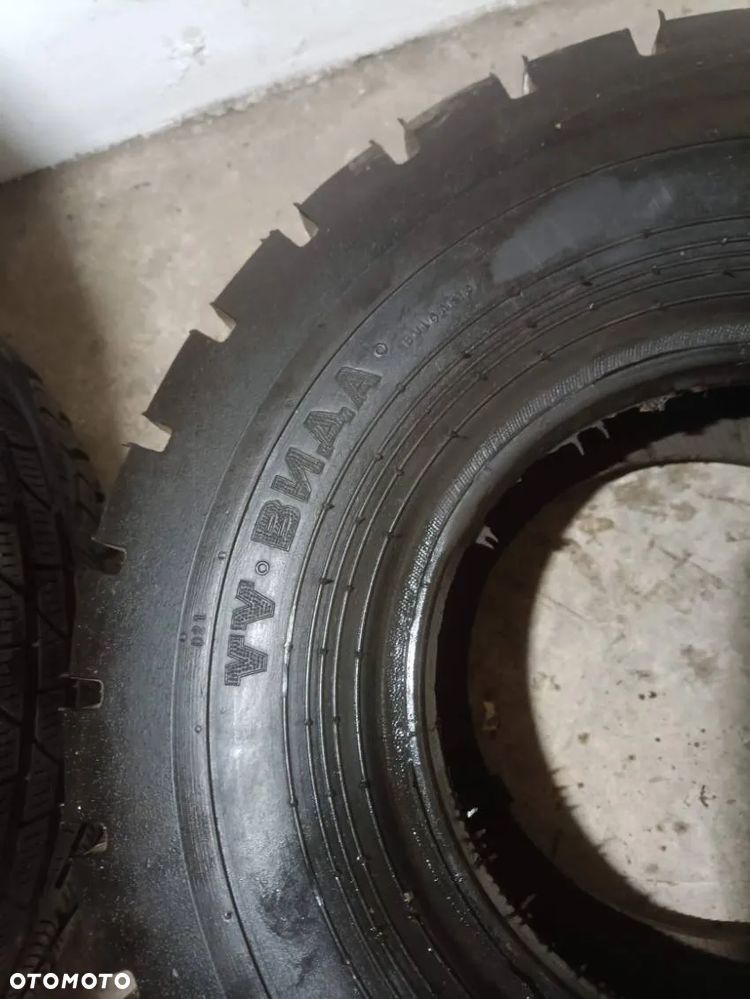 Opona używana do wózka widłowego - 23x9-10 PR 18 - 3