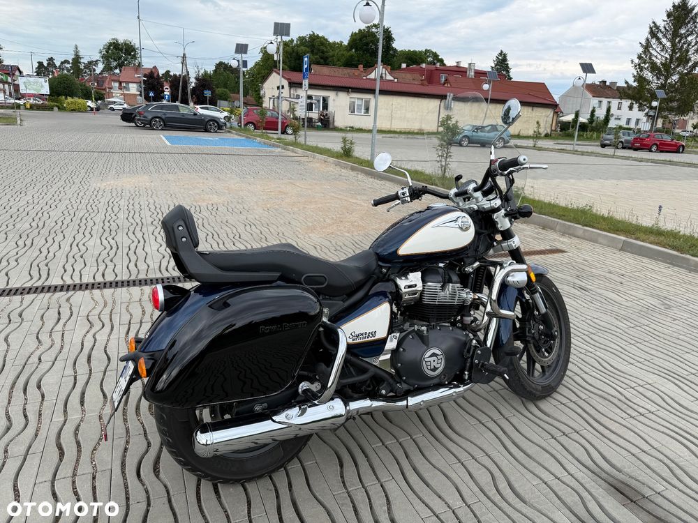 Royal Enfield Super Meteor - 4