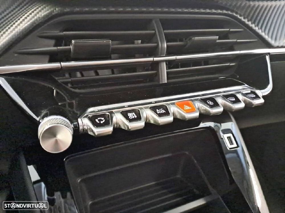 Peugeot 208 1.2 PureTech Active Pack - 22