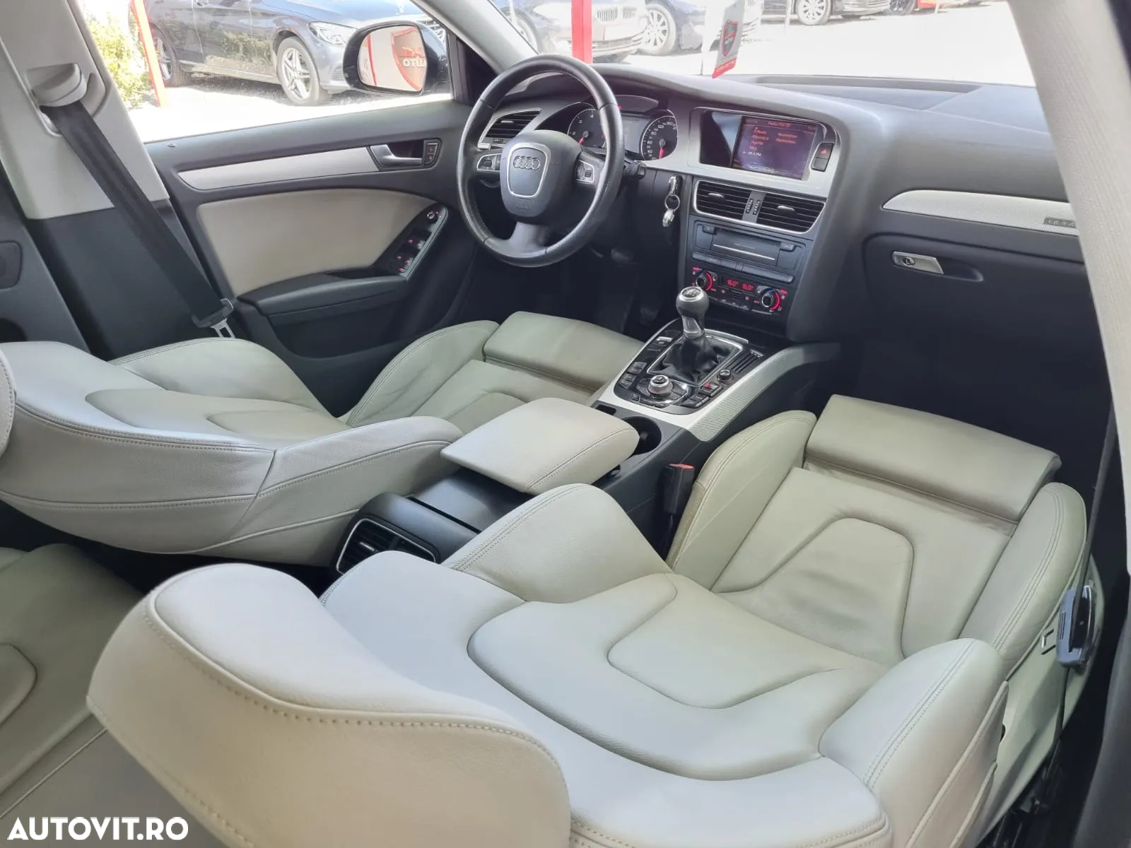 Audi A4 Allroad 2.0 TDI Quattro - 14