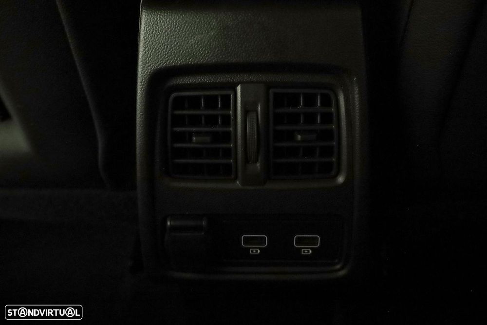 Renault Captur 1.0 TCe Techno - 24