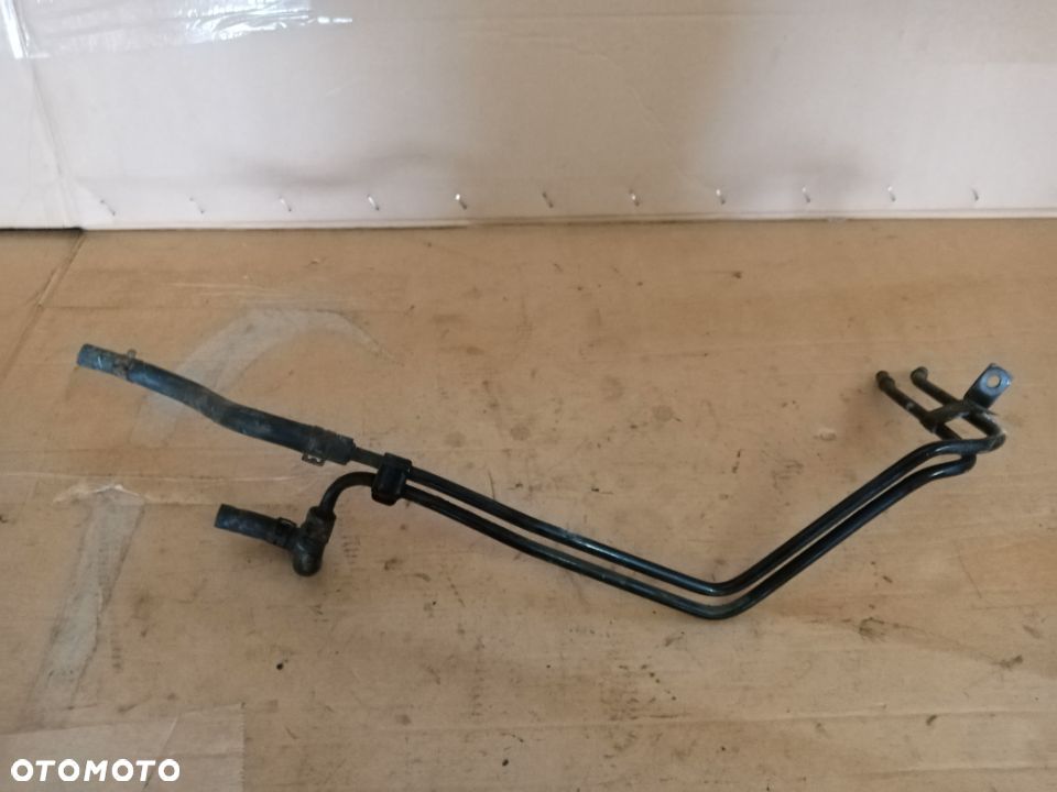 Przewody rurki paliwa VW Passat B5 8D0203523C 3B0203513 - 1