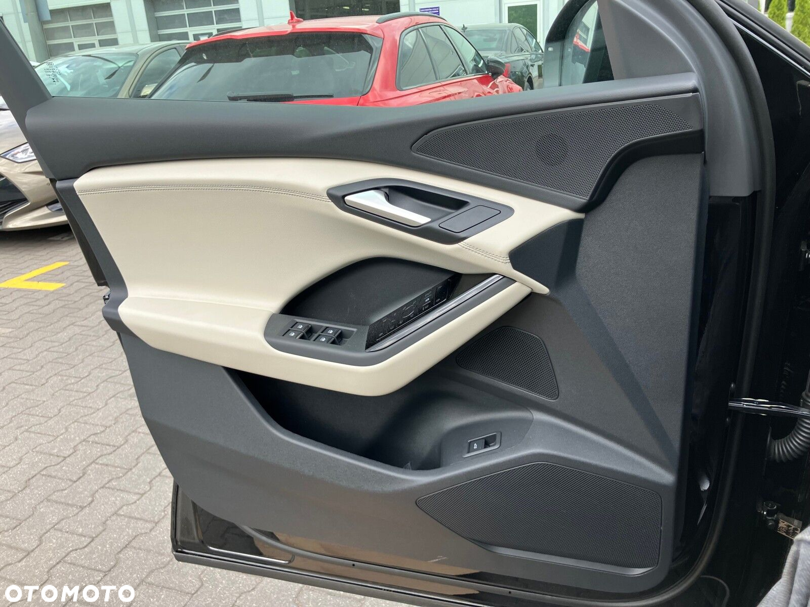 Audi Q6 e-tron - 25