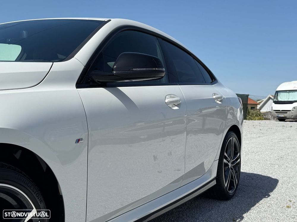 BMW 218 Gran Coupé i Pack Desportivo M - 17