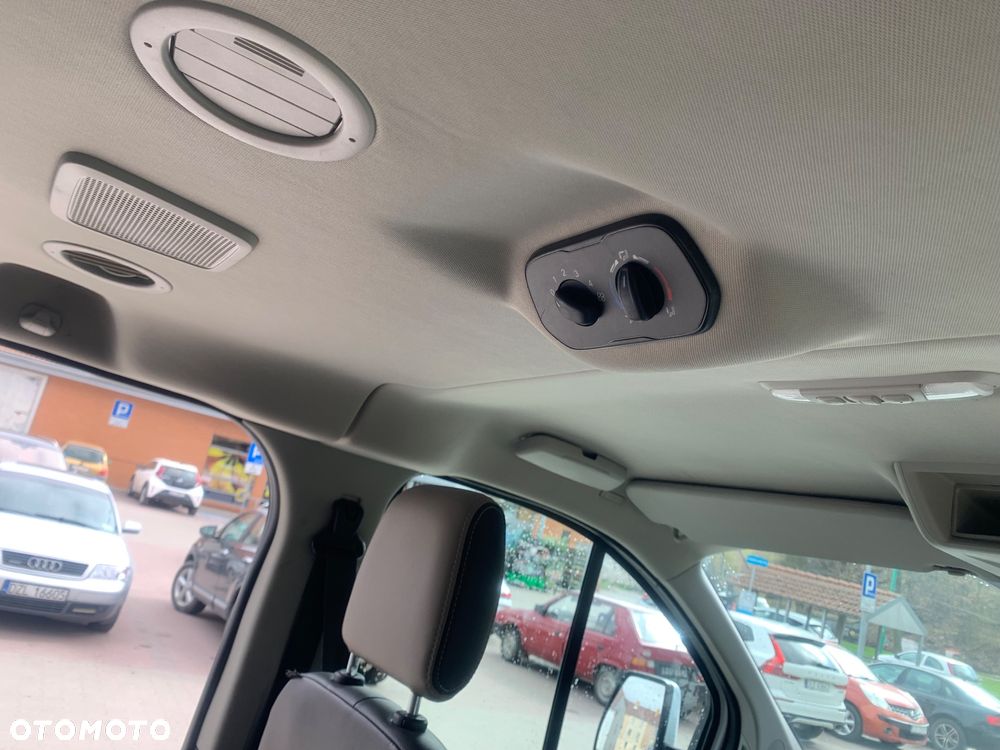 Ford Tourneo Custom 2.0 TDCi L2 Titanium - 32