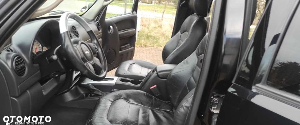 Jeep Cherokee - 14