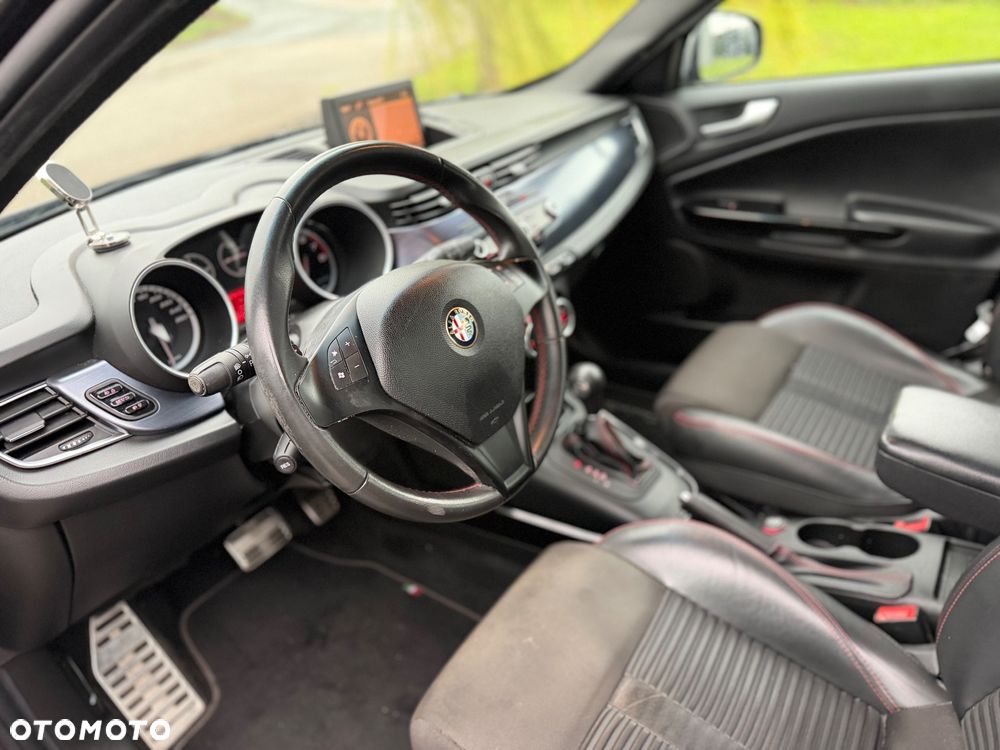 Alfa Romeo Giulietta 1.4 TB MultiAir Distinctive TCT - 26