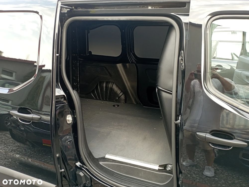 Toyota Proace City - 19