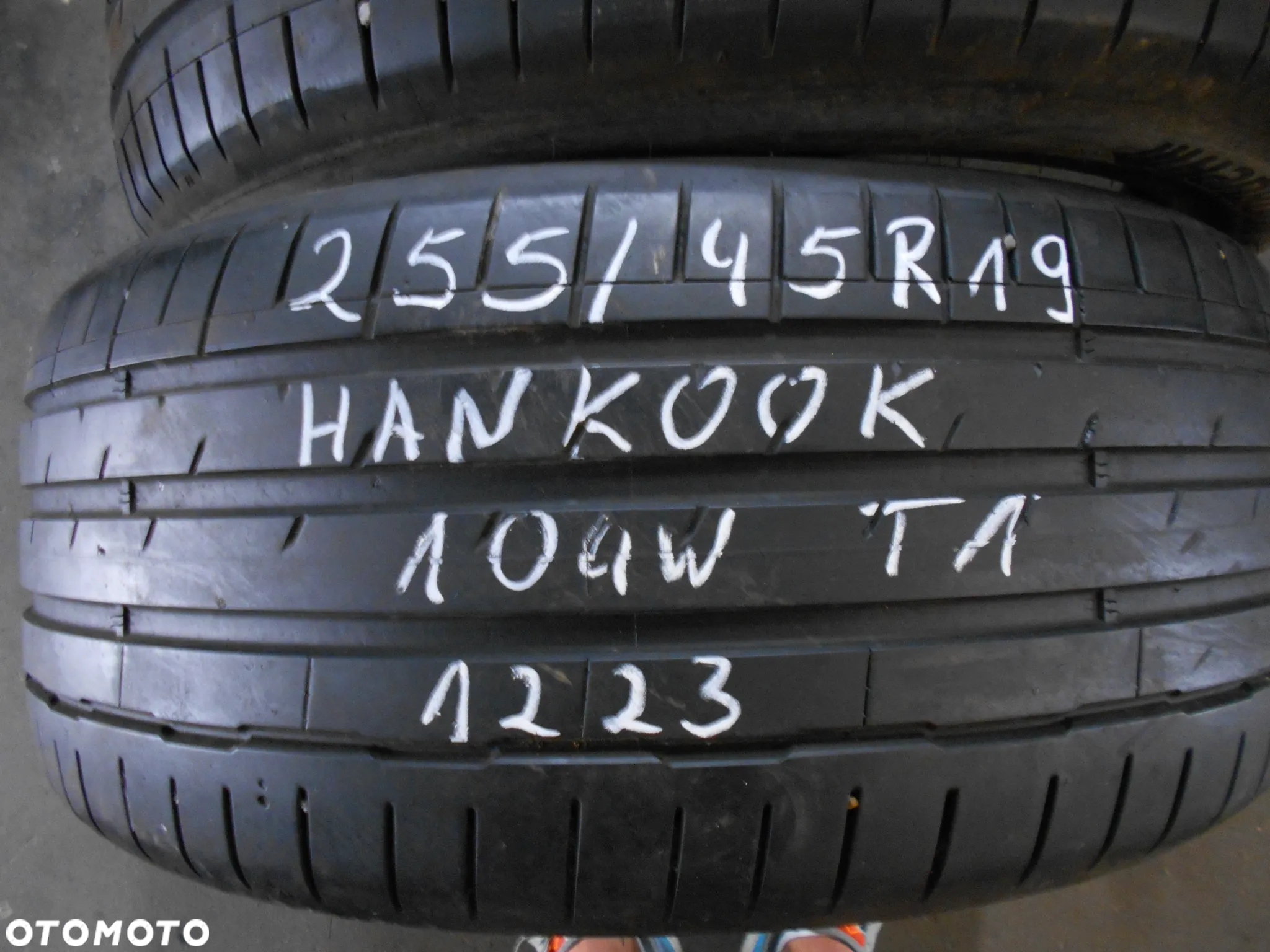 OPONY 255/45R19 HANKOOK VENTUS S1 EVO3 T1 DOT 1223 6.2MM - 3