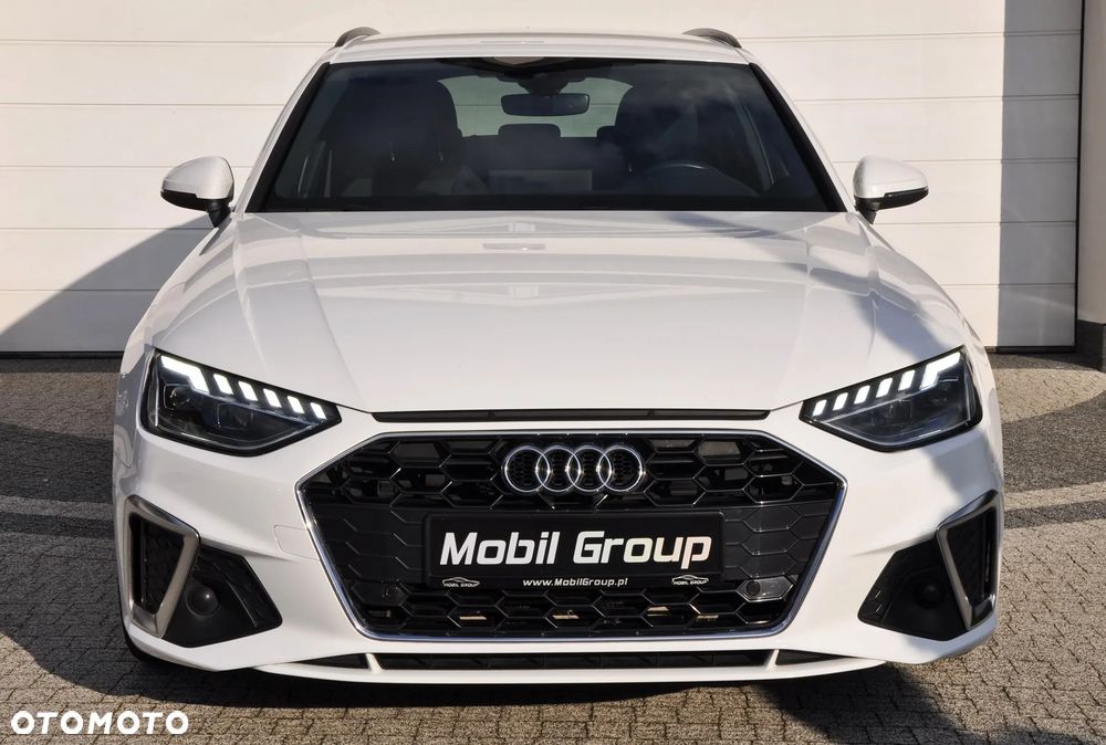 Audi A4 - 4