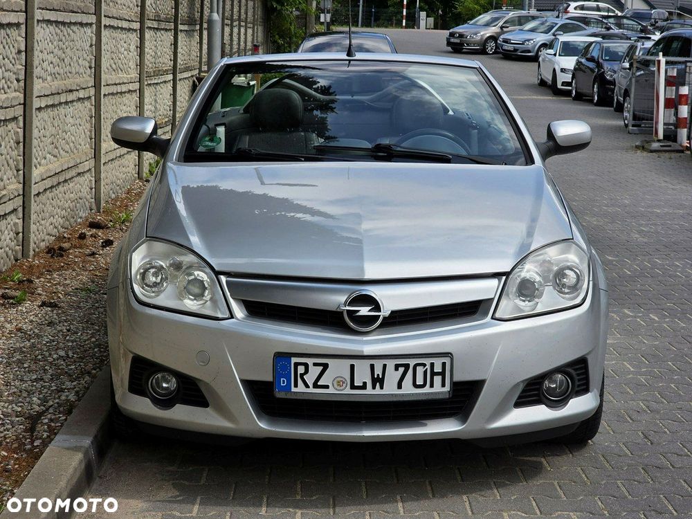 Opel Tigra Twin Top 1.8 Cosmo - 3