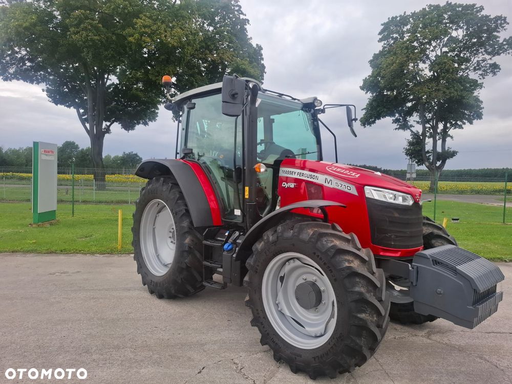 Massey Ferguson 5710M - 2