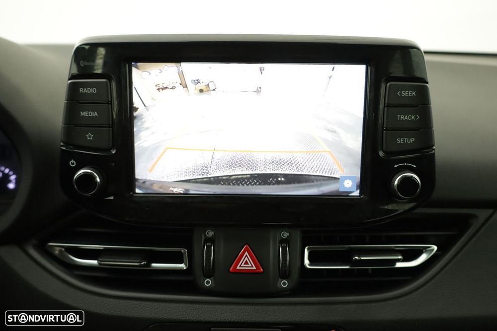 Hyundai i30 SW - 11
