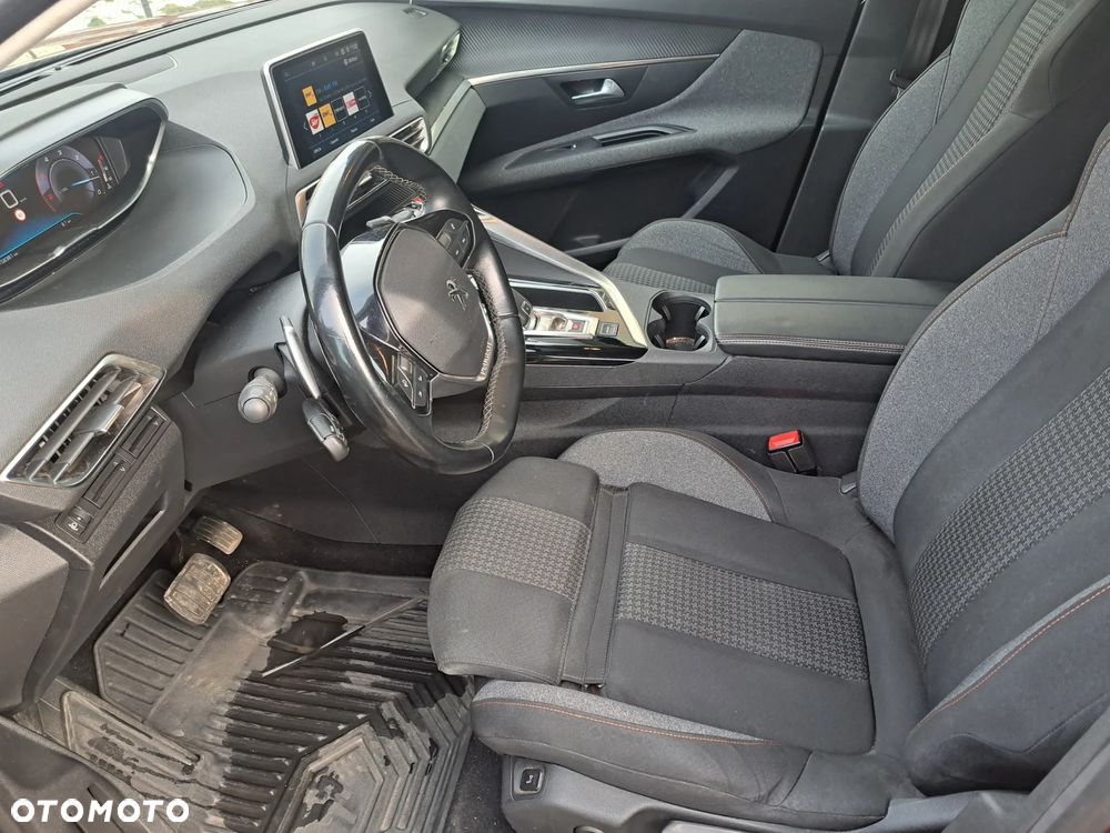 Peugeot 3008 - 12