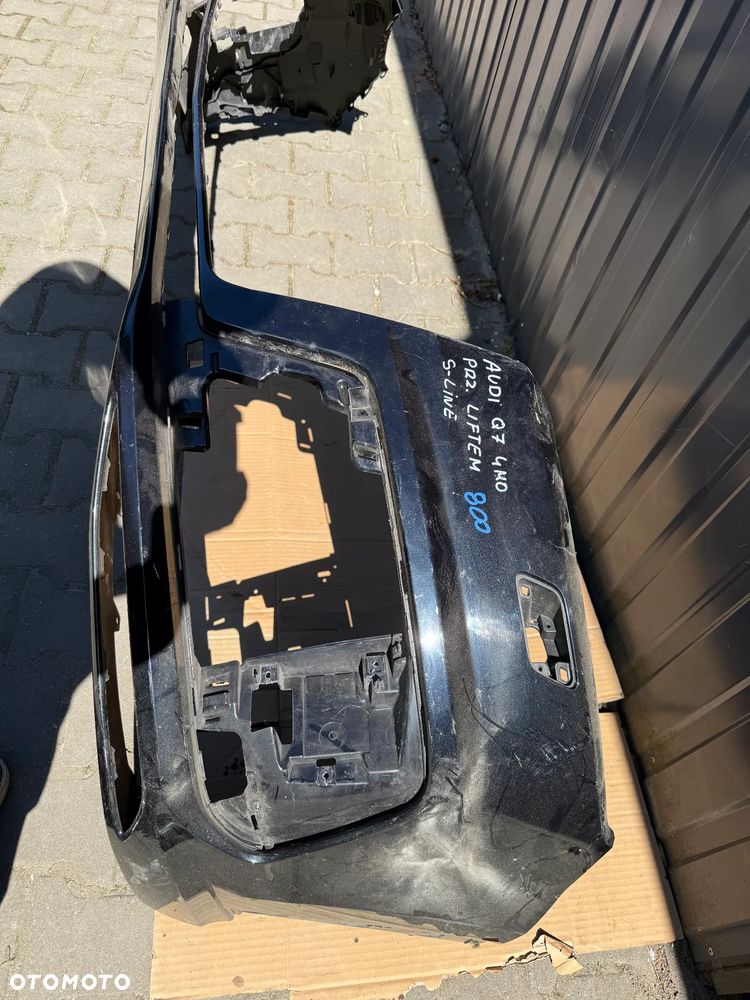 ZDERZAK AUDI Q7 4M0 PRZED LIFT S-LINE ORYGINAŁ CALY - 2