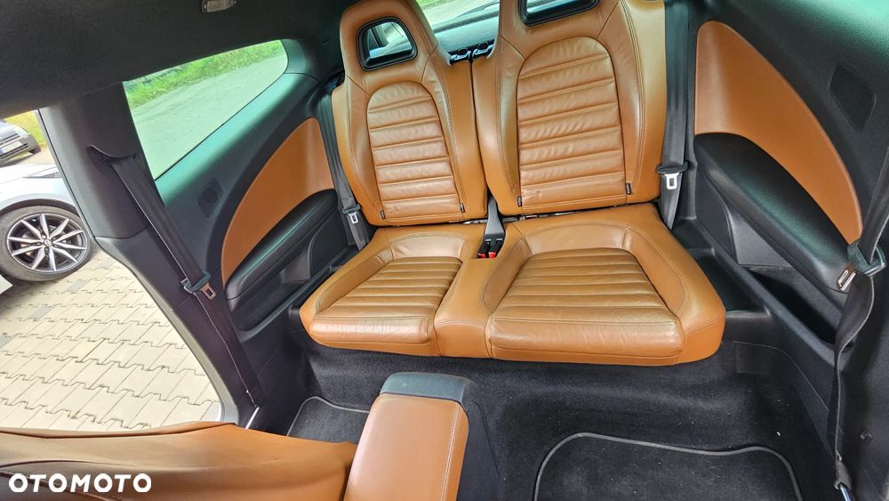 Volkswagen Scirocco - 11