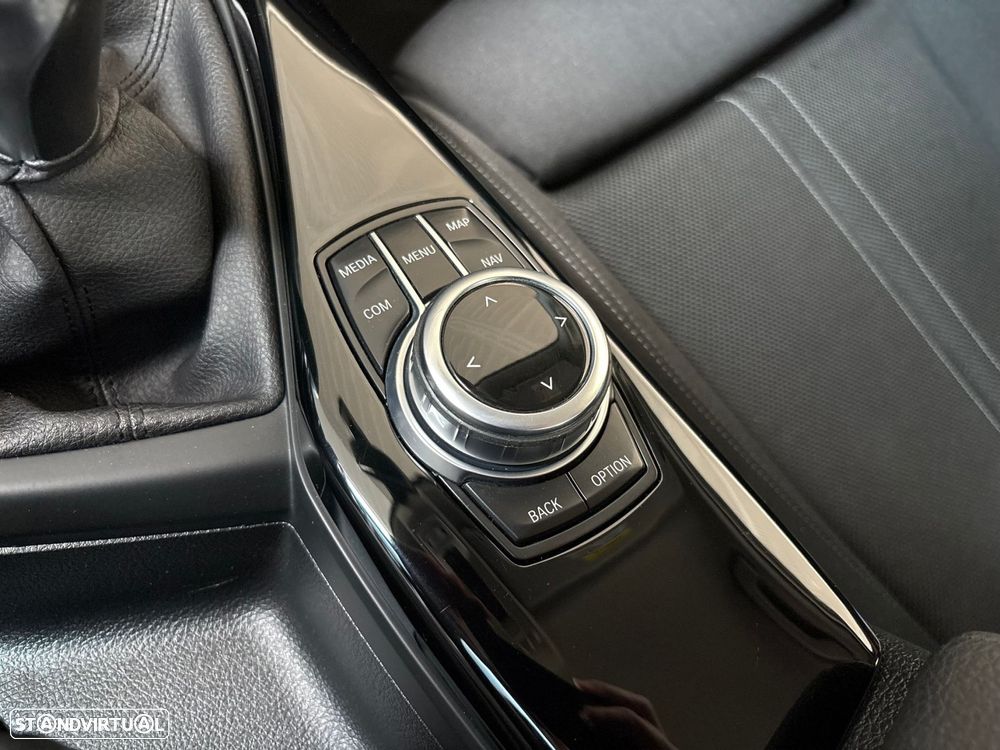 BMW 116 d Line Sport Shadow - 49