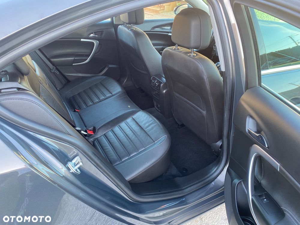 Opel Insignia 1.4 T Cosmo S&S - 18