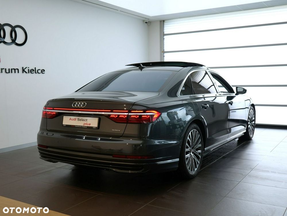 Audi A8 - 5
