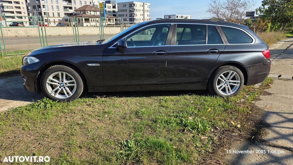 BMW Seria 5 530d xDrive Touring - 6