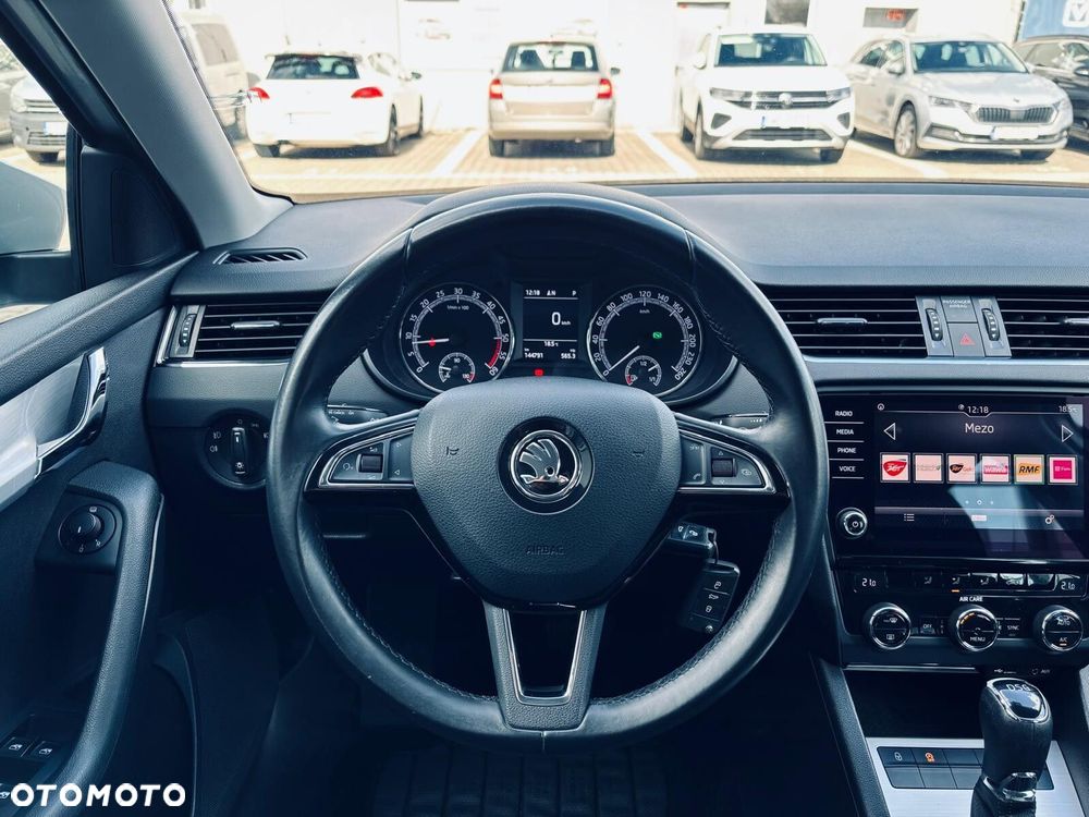 Skoda Octavia 2.0 TDI Ambition DSG - 20