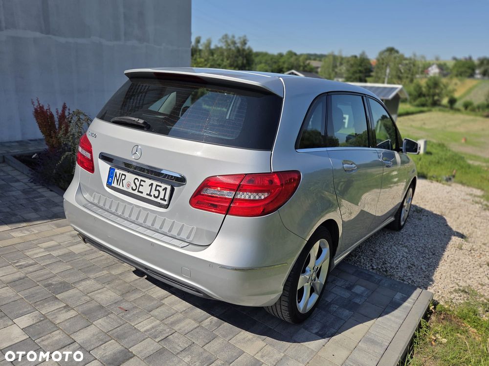 Mercedes-Benz Klasa B 180 BlueEFFICIENCY Edition Style - 17