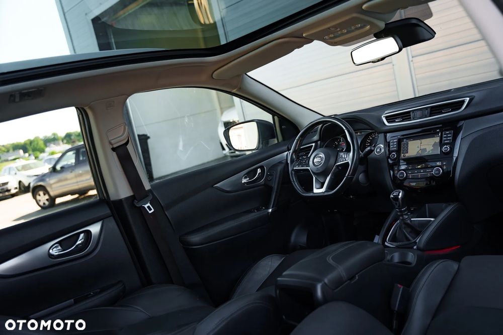 Nissan Qashqai 1.6 DCi Tekna+ - 18