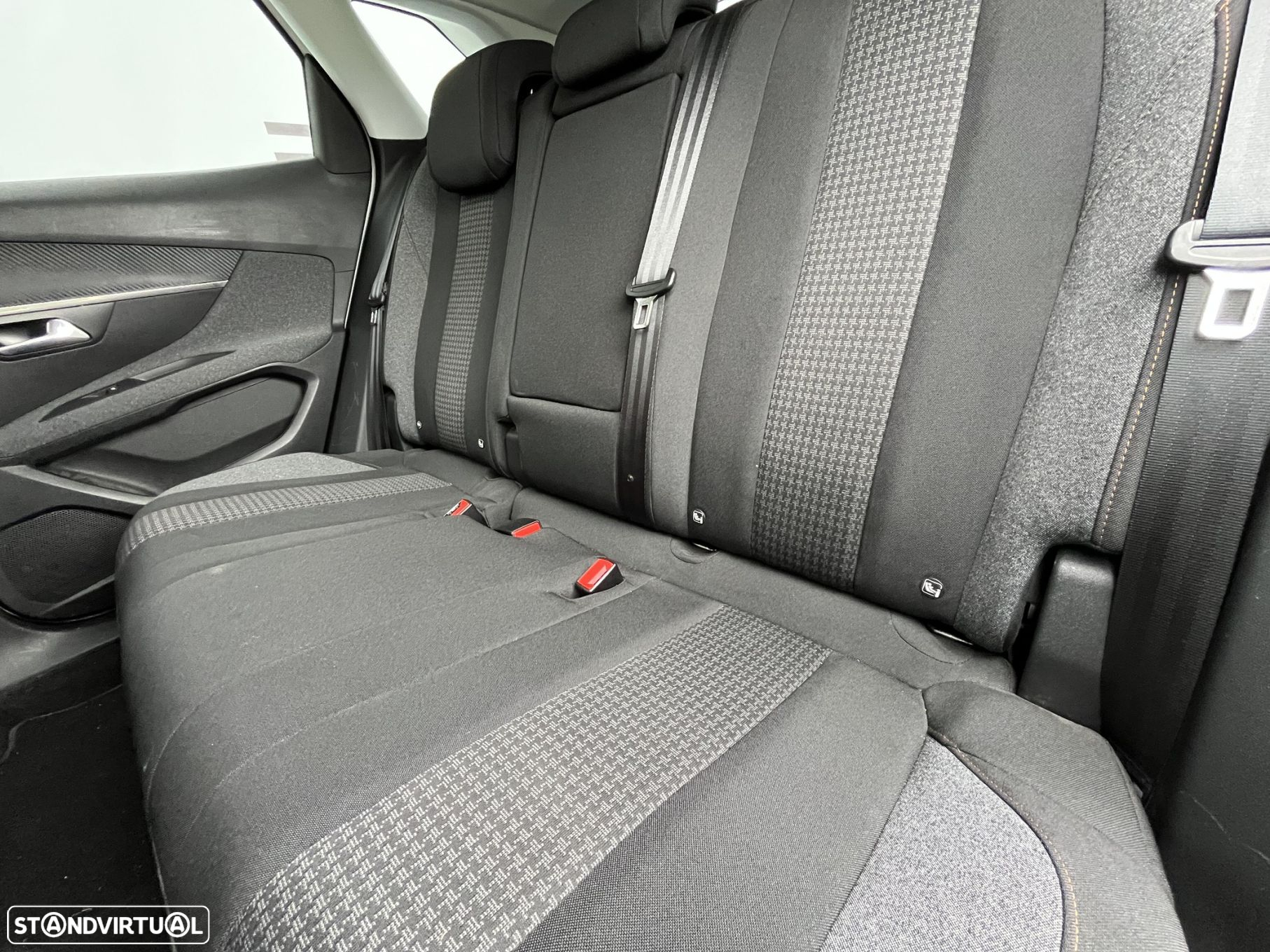 Peugeot 3008 1.5 BlueHDi Active Pack EAT8 - 15