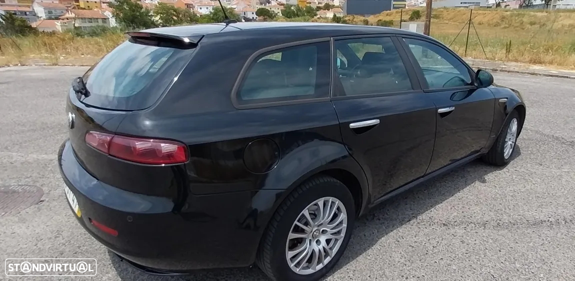 Alfa Romeo 159 Sportwagon 1.9 JTDm 8V Executiva - 50