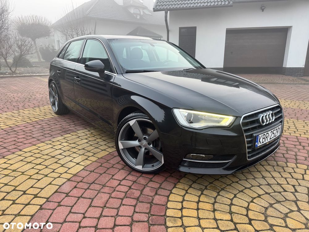 Audi A3 Sportback 2.0 TDI Attraction - 2