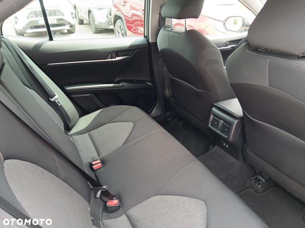 Toyota Camry 2.5 Hybrid Comfort CVT - 10