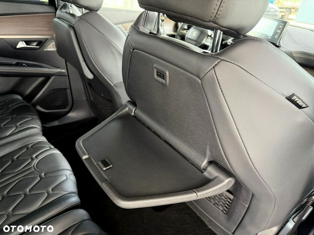 Peugeot 5008 - 29
