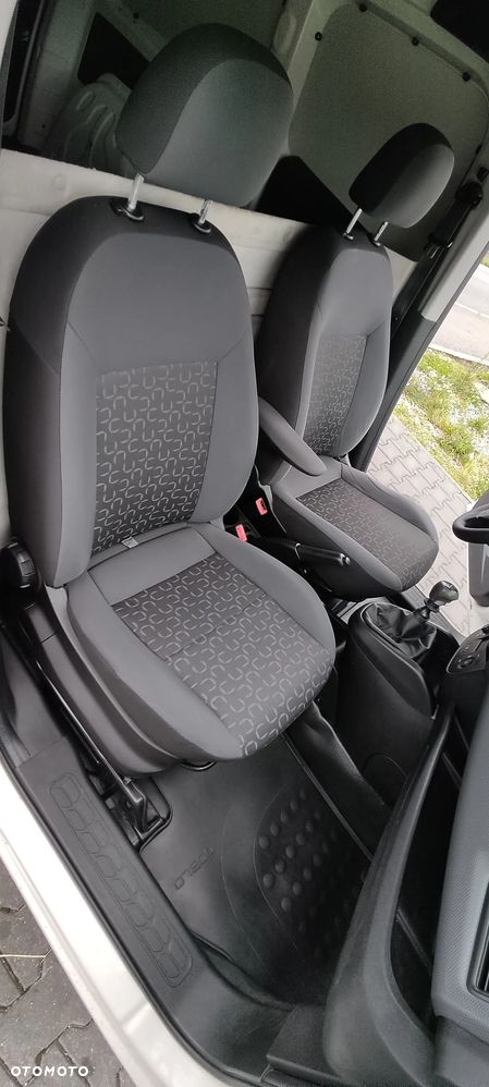 Fiat DOBLO - 19