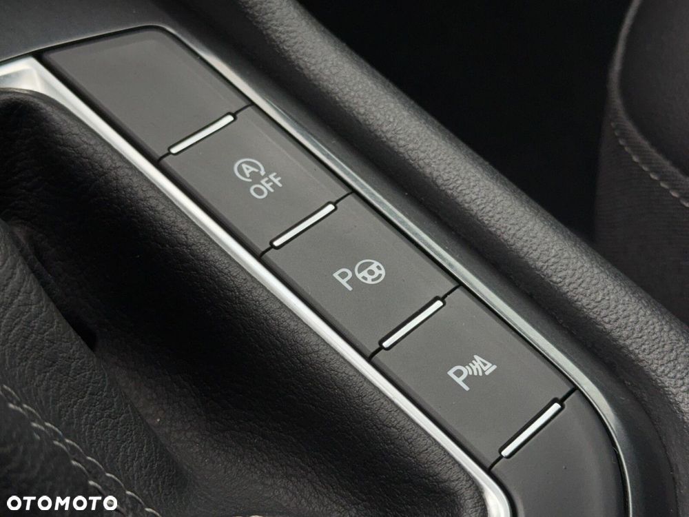 Volkswagen Tiguan 2.0 TDI SCR 4Mot R-Line DSG - 24